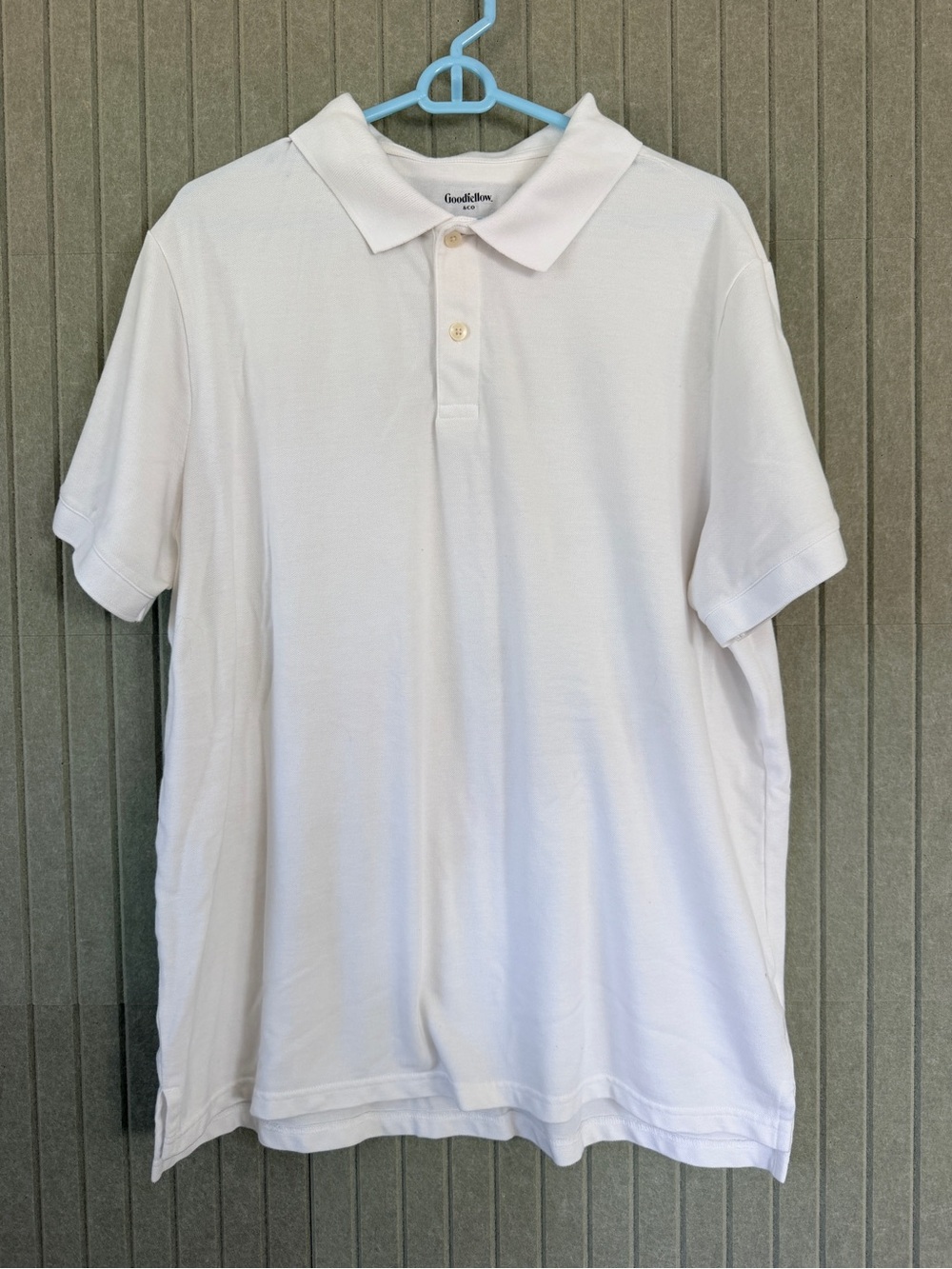 Goodfellow & Co Men's White Polo Shirt - Classic Short Sleeve